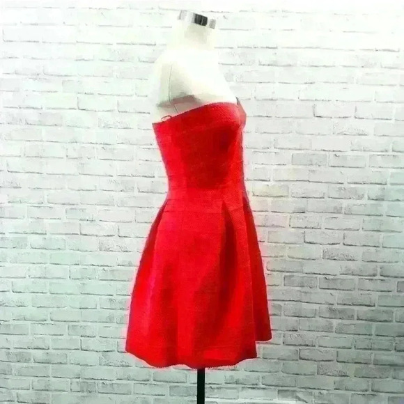 NWT - Express Fit and Flair Dress Color:
Watermelon Size: XS - Picture 7 of 7